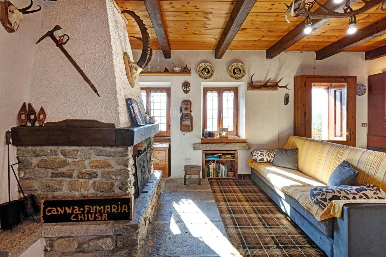 Al Pinone Villa Crevoladossola Exteriör bild