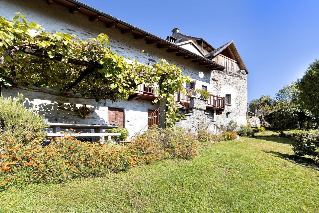 Al Pinone Villa Crevoladossola Exteriör bild