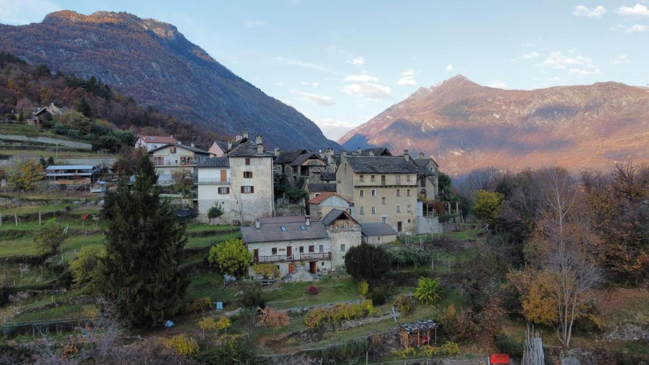 Al Pinone Villa Crevoladossola Exteriör bild